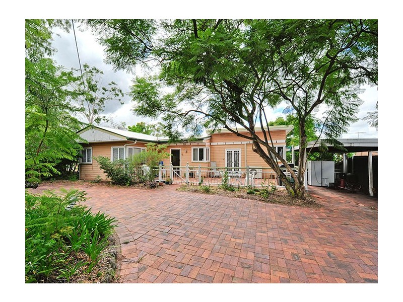 51 Dennis Road, Springwood QLD 4127