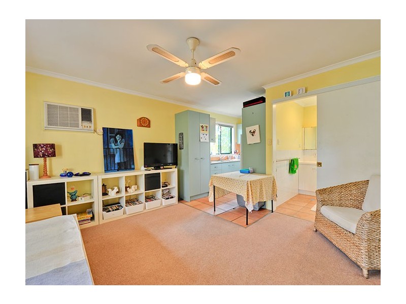 51 Dennis Road, Springwood QLD 4127