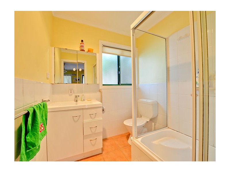 51 Dennis Road, Springwood QLD 4127