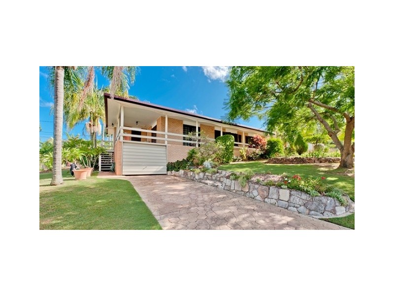 2 Elwyn Court, Springwood QLD 4127