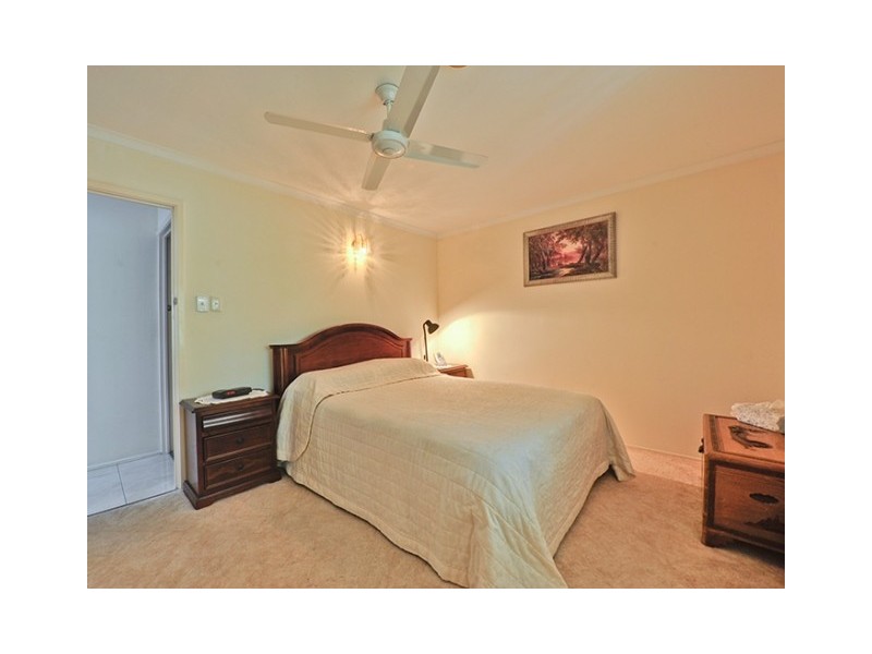 2 Elwyn Court, Springwood QLD 4127