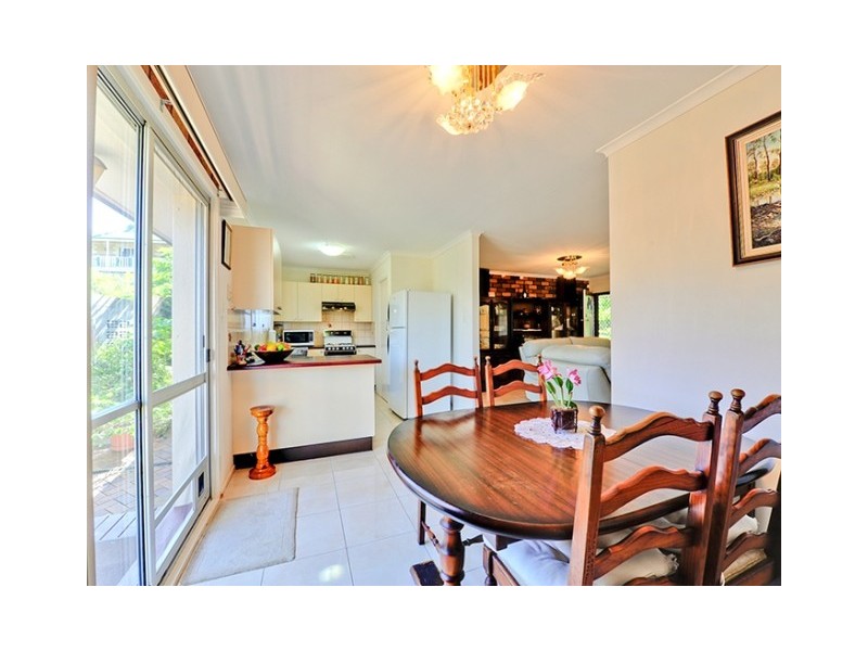 2 Elwyn Court, Springwood QLD 4127