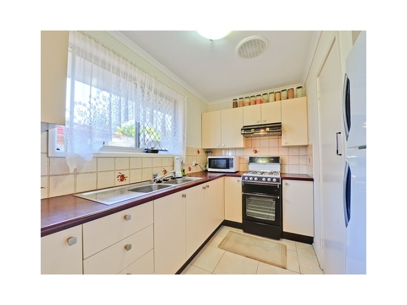 2 Elwyn Court, Springwood QLD 4127