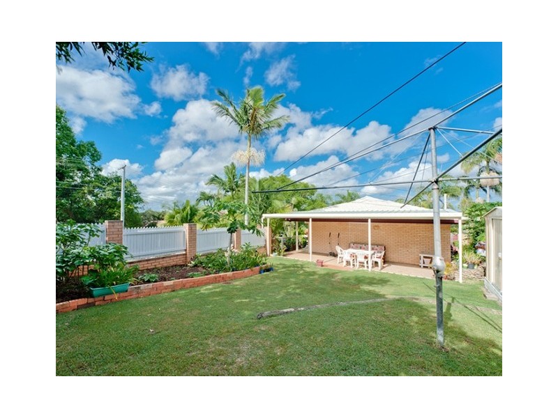 2 Elwyn Court, Springwood QLD 4127