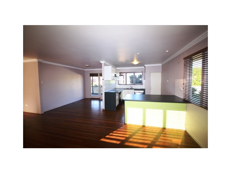 17 Hibiscus Street, Kingston QLD 4114