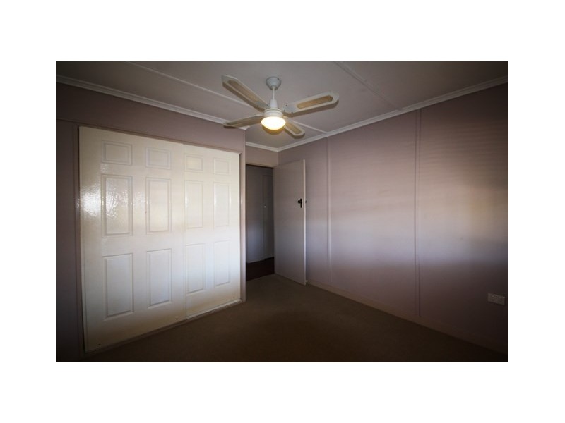 17 Hibiscus Street, Kingston QLD 4114