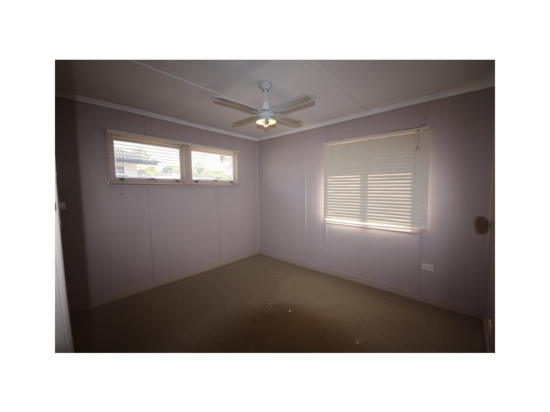 17 Hibiscus Street, Kingston QLD 4114