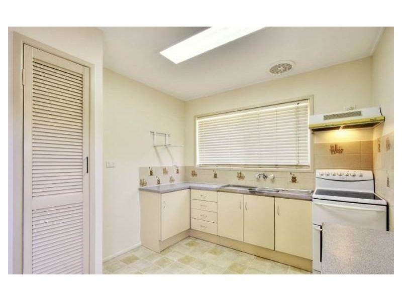 15 Windsor Street, Slacks Creek QLD 4127