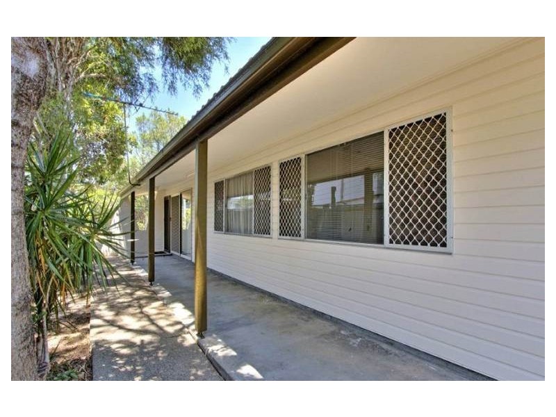 15 Windsor Street, Slacks Creek QLD 4127