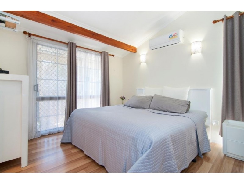 2 SEGOVIA WAY, Slacks Creek QLD 4127