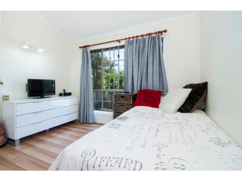 2 SEGOVIA WAY, Slacks Creek QLD 4127