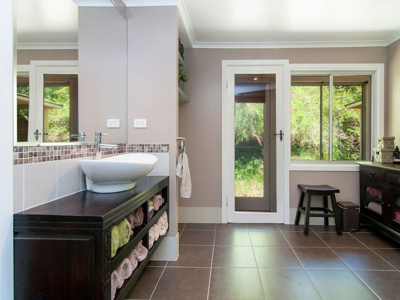 897 UPPER ORMEAU ROAD, Kingsholme QLD 4208