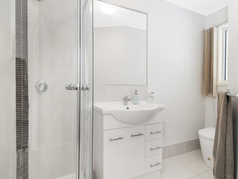 37 WENLOCK CRESCENT, Springwood QLD 4127