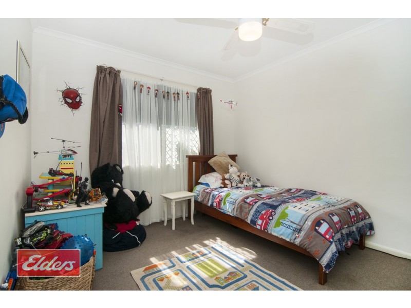 18 Brabham Street, Crestmead QLD 4132