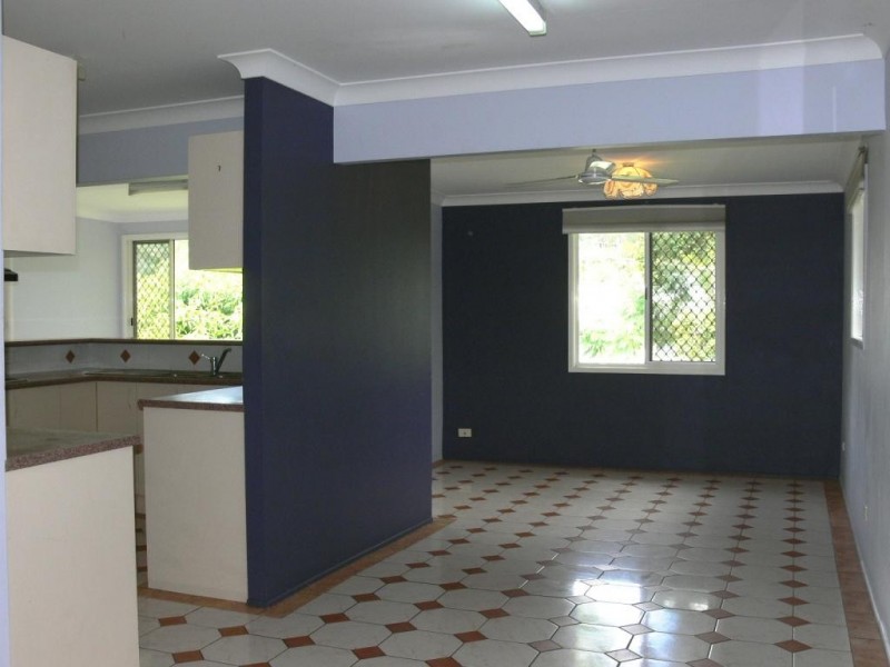 5 Sithney Street, Kingston QLD 4114