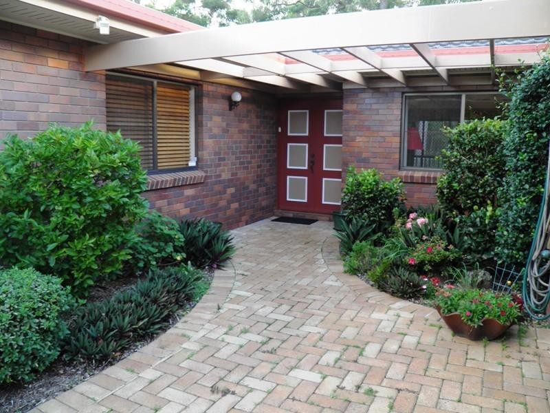 43 Plateau Drive, Springwood QLD 4127