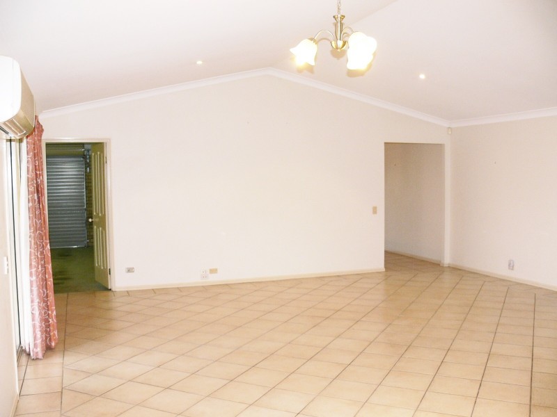 122 Rubicon Cerescent, Kuraby QLD 4112