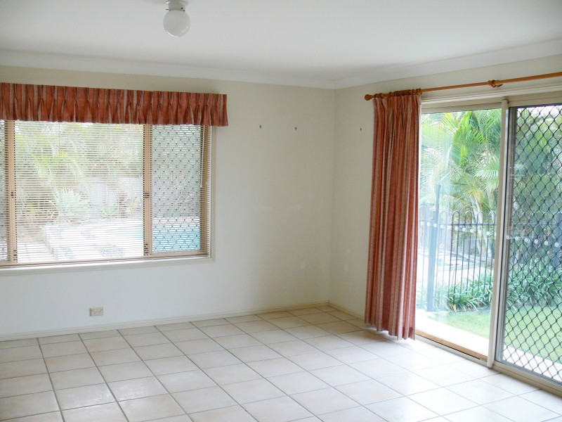 122 Rubicon Cerescent, Kuraby QLD 4112