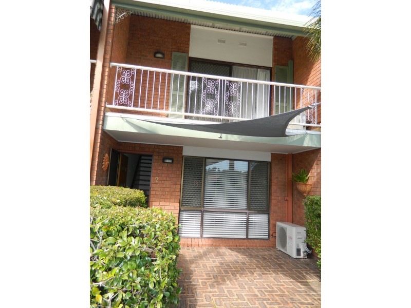 2 /87 Springwood Road, Springwood QLD 4127