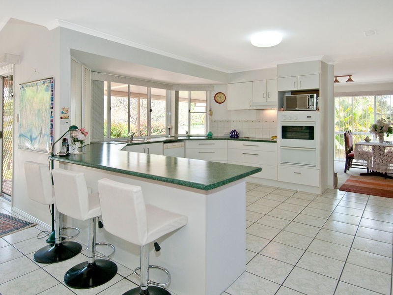 37 Katrina Crescent, Waterford West QLD 4133