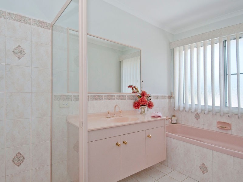 37 Katrina Crescent, Waterford West QLD 4133