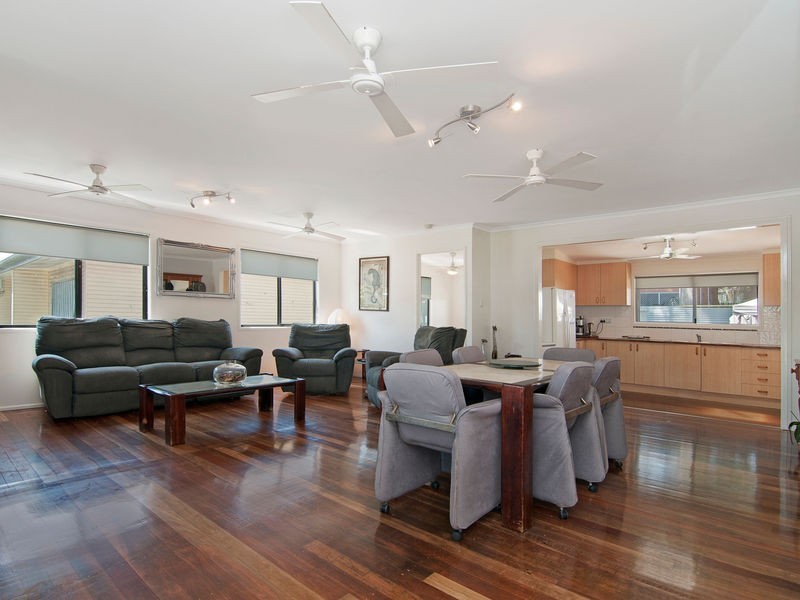14 Waratah Street, Woodridge QLD 4114