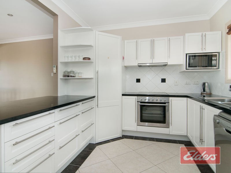 3 Benbow Court, Springwood QLD 4127