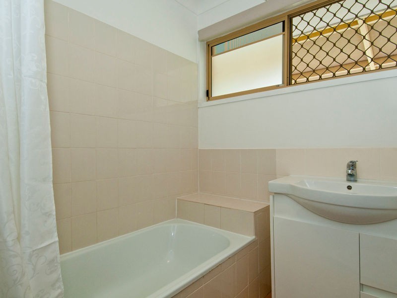 121 Haig Road, Loganlea QLD 4131