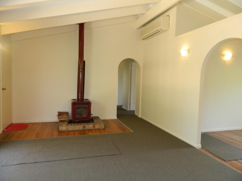 24 KIRKSTALL STREET, Holmview QLD 4207