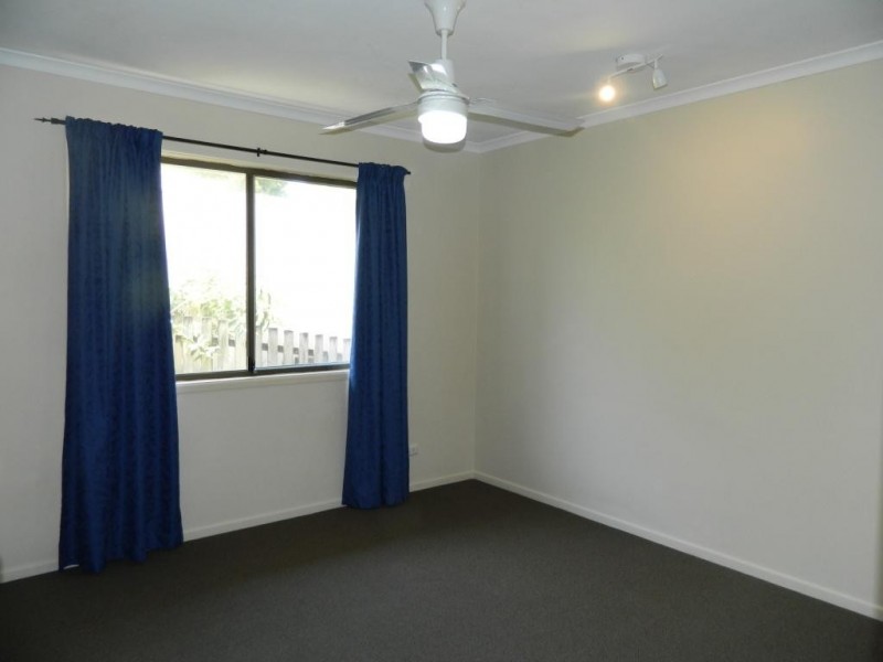 24 KIRKSTALL STREET, Holmview QLD 4207