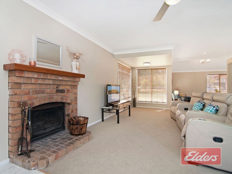 8 Riviera Court, Cornubia QLD 4130