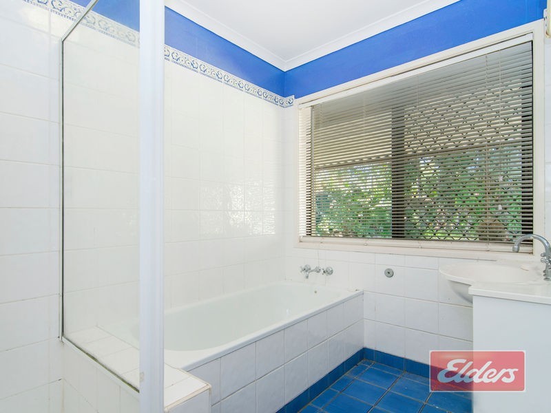 17 Rosewood Street, Daisy Hill QLD 4127