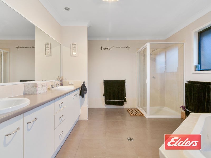 10 Salwood Place, Beenleigh QLD 4207