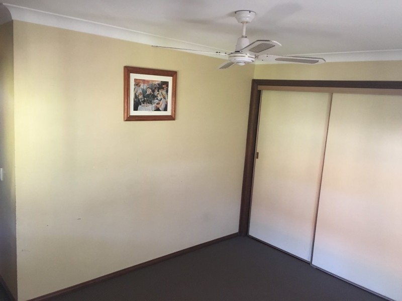 33 LONGDEN STREET, Coopers Plains QLD 4108