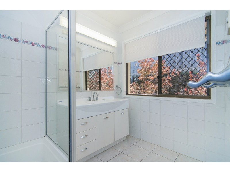 15 JASMINE CRESCENT, Shailer Park QLD 4128