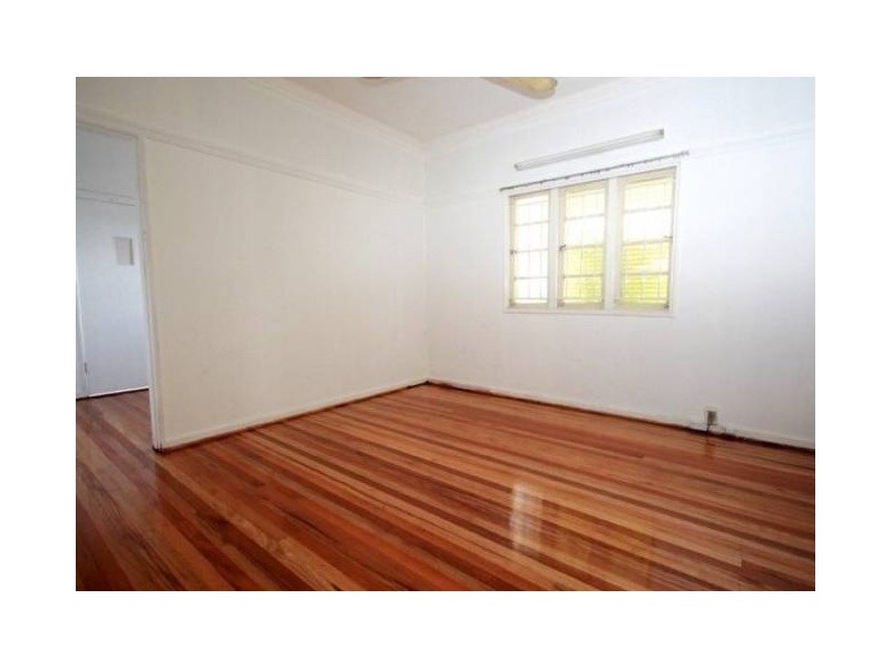 245 OLD CLEVELAND ROAD, Coorparoo QLD 4151