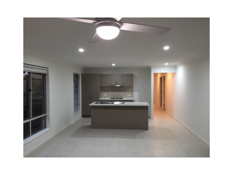 11 Nevron Drive, Bahrs Scrub QLD 4207