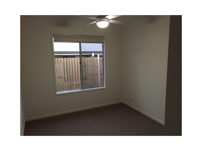 11 Nevron Drive, Bahrs Scrub QLD 4207