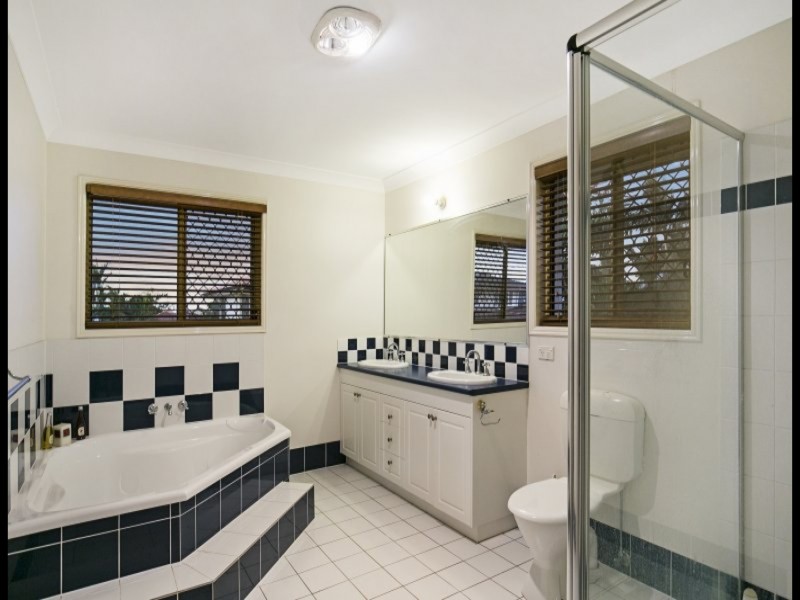 20 PARKHURST PLACE, Kuraby QLD 4112