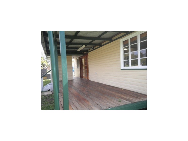 28 AGNES STREET, Acacia Ridge QLD 4110