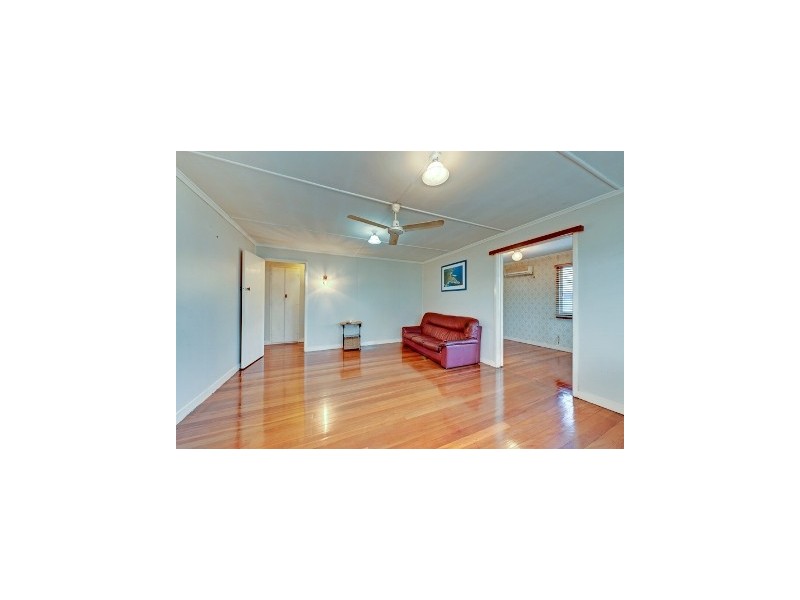 33 SANDEMAN STREET, Acacia Ridge QLD 4110