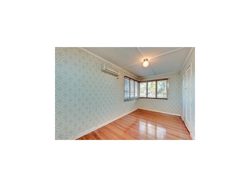 33 SANDEMAN STREET, Acacia Ridge QLD 4110