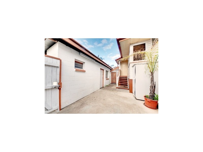 33 SANDEMAN STREET, Acacia Ridge QLD 4110