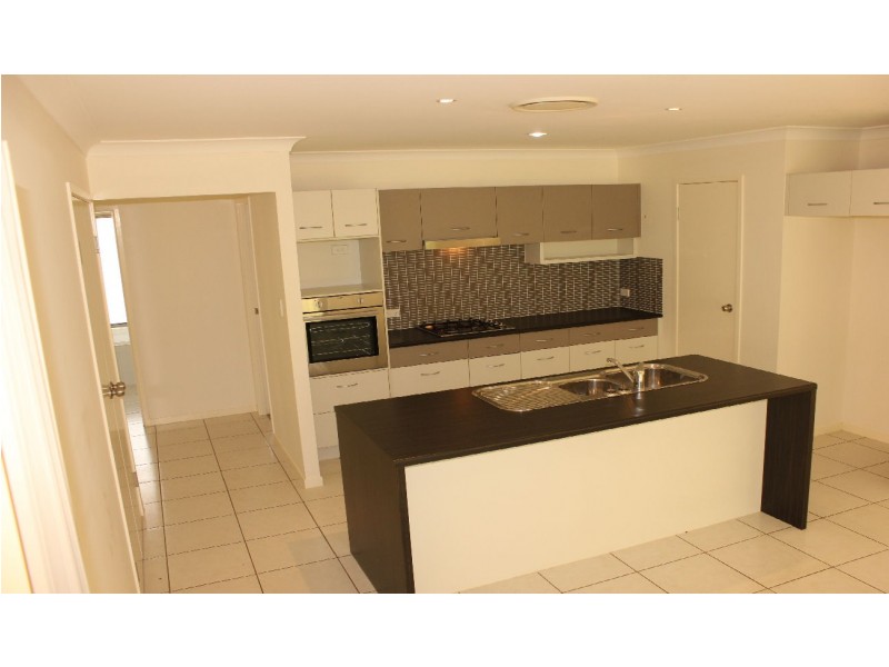 6 Argus Place, Kallangur QLD 4503
