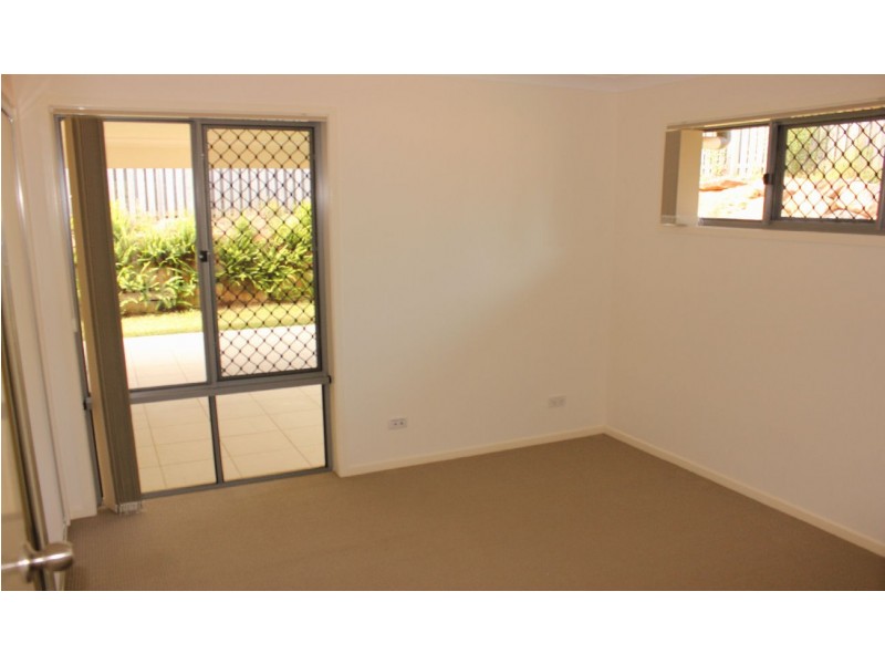 6 Argus Place, Kallangur QLD 4503