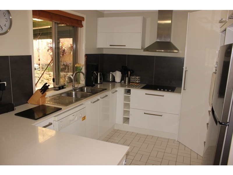 13 Honeysuckle, Kallangur QLD 4503