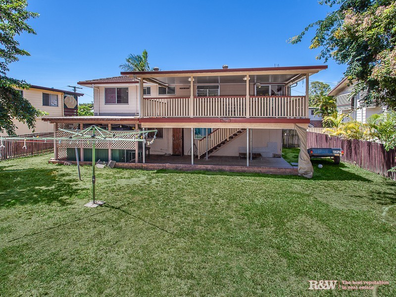 32 Alexander Aveue, Kallangur QLD 4503