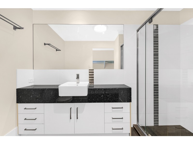 1/3 Ostria Court, Griffin QLD 4503