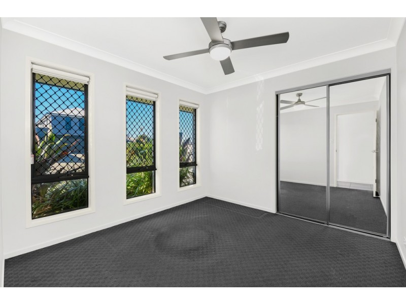 1/3 Ostria Court, Griffin QLD 4503