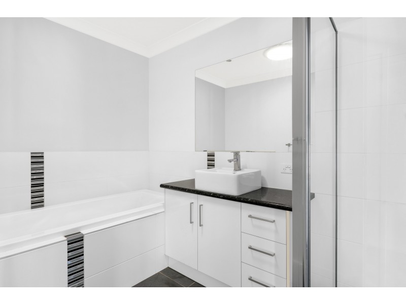 1/3 Ostria Court, Griffin QLD 4503